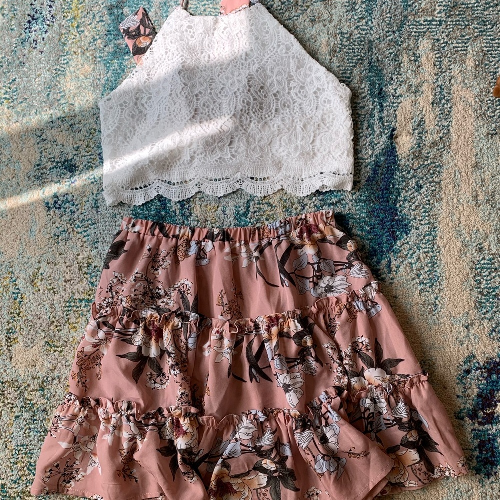 Floral and lace skirt set